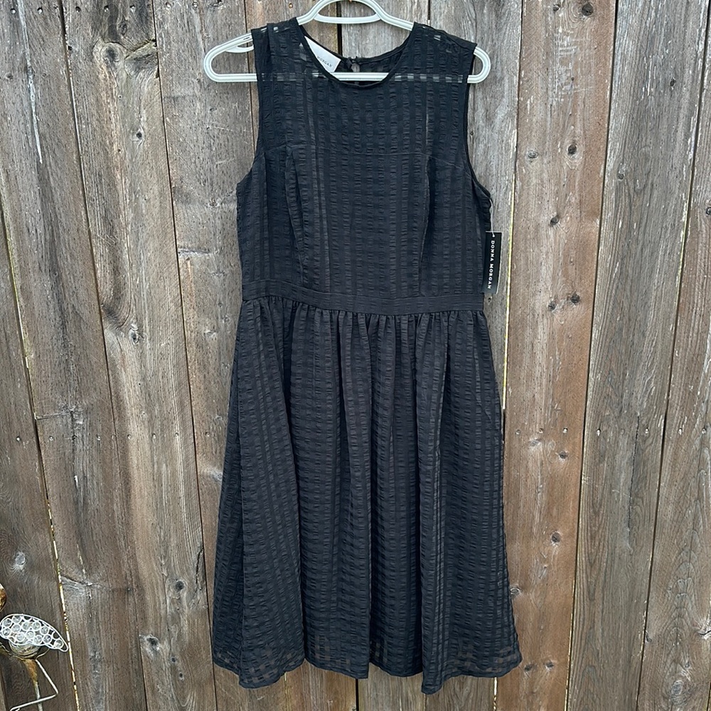 Donna Morgan Black Sleeveless Dress